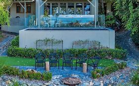 Beachfront Dolphin Cabin